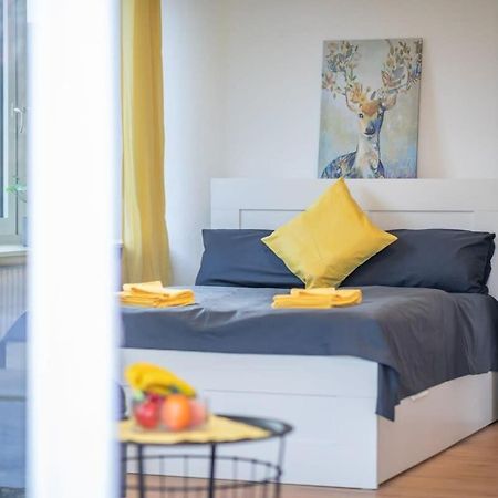 Beautiful 2 Bedroom Apartment Incl Parking ฮัมบูร์ก ภายนอก รูปภาพ