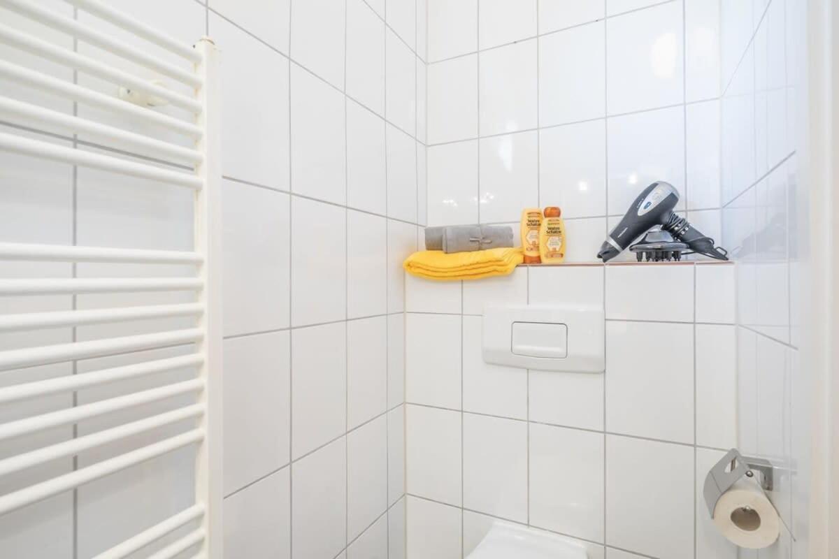 Beautiful 2 Bedroom Apartment Incl Parking ฮัมบูร์ก ภายนอก รูปภาพ