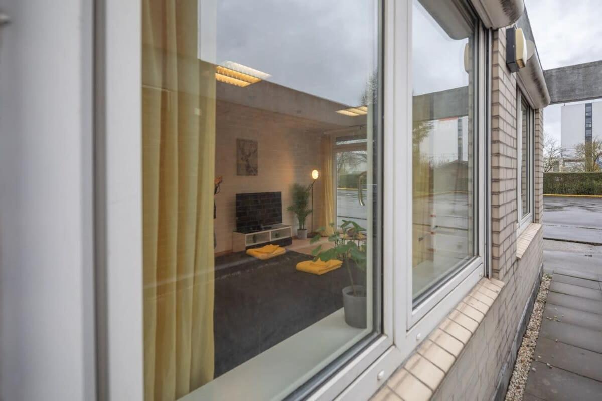 Beautiful 2 Bedroom Apartment Incl Parking ฮัมบูร์ก ภายนอก รูปภาพ
